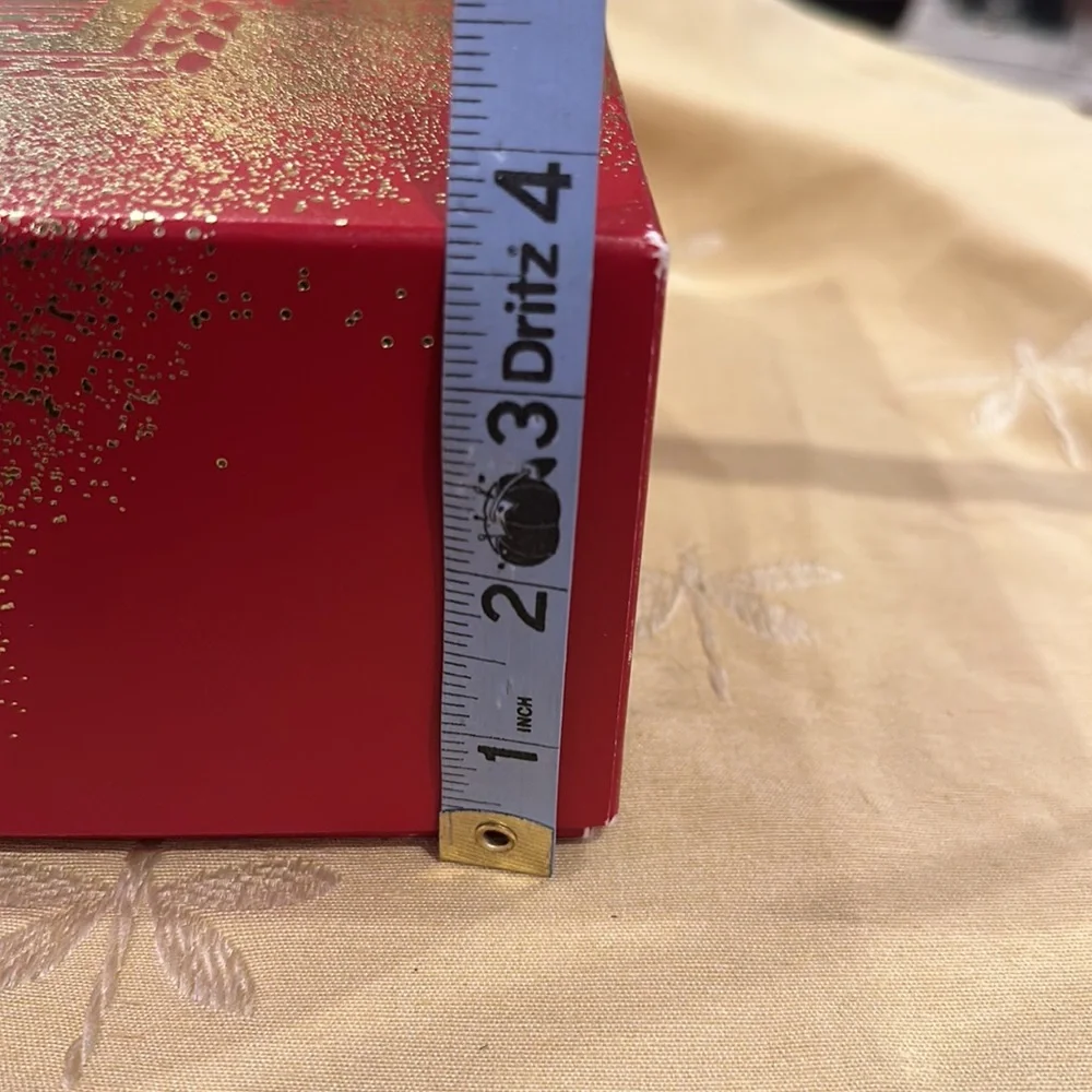 Must De Cartier Parfums Paris Empty Red & Metallic Gold 8” Square Cardboard Box.